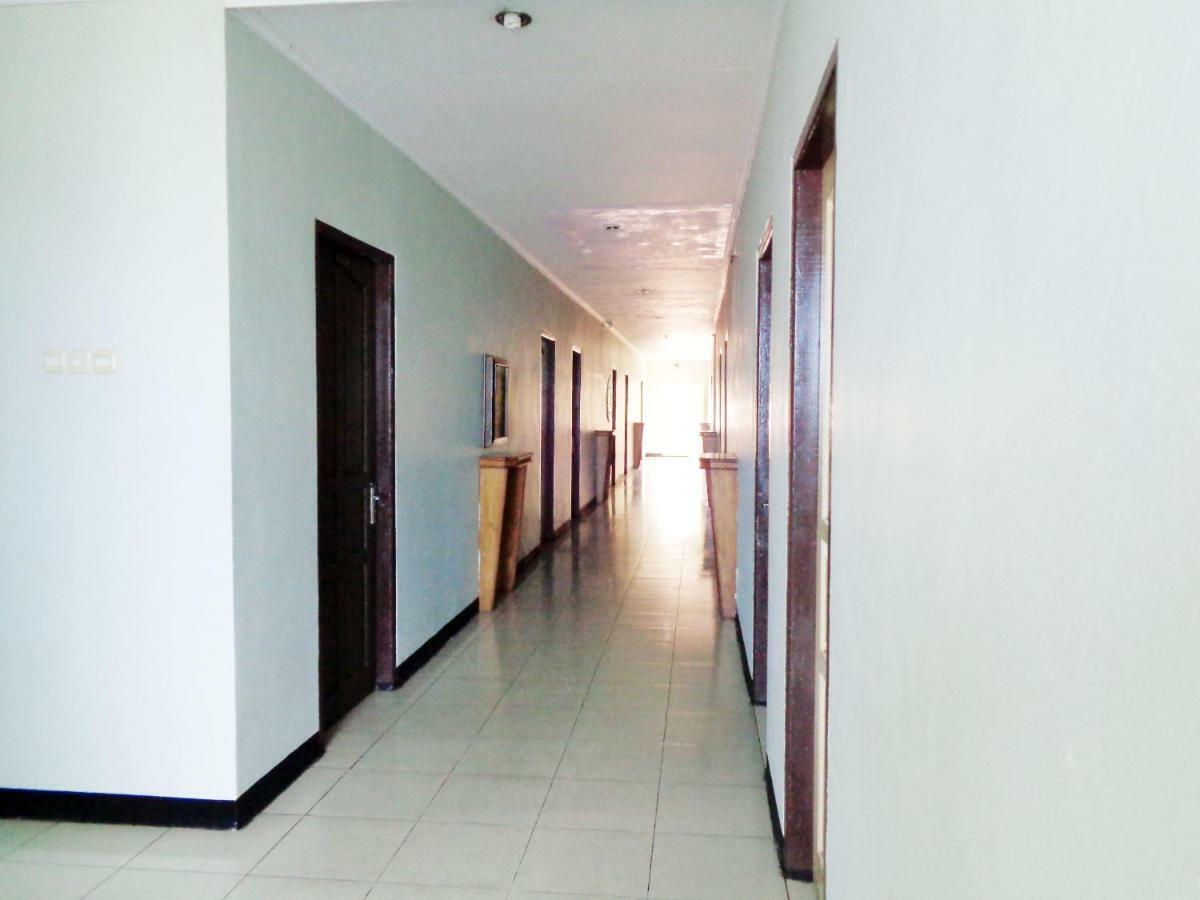 Reddoorz Syariah At Grand Taufiq Tarakan Eksteriør billede