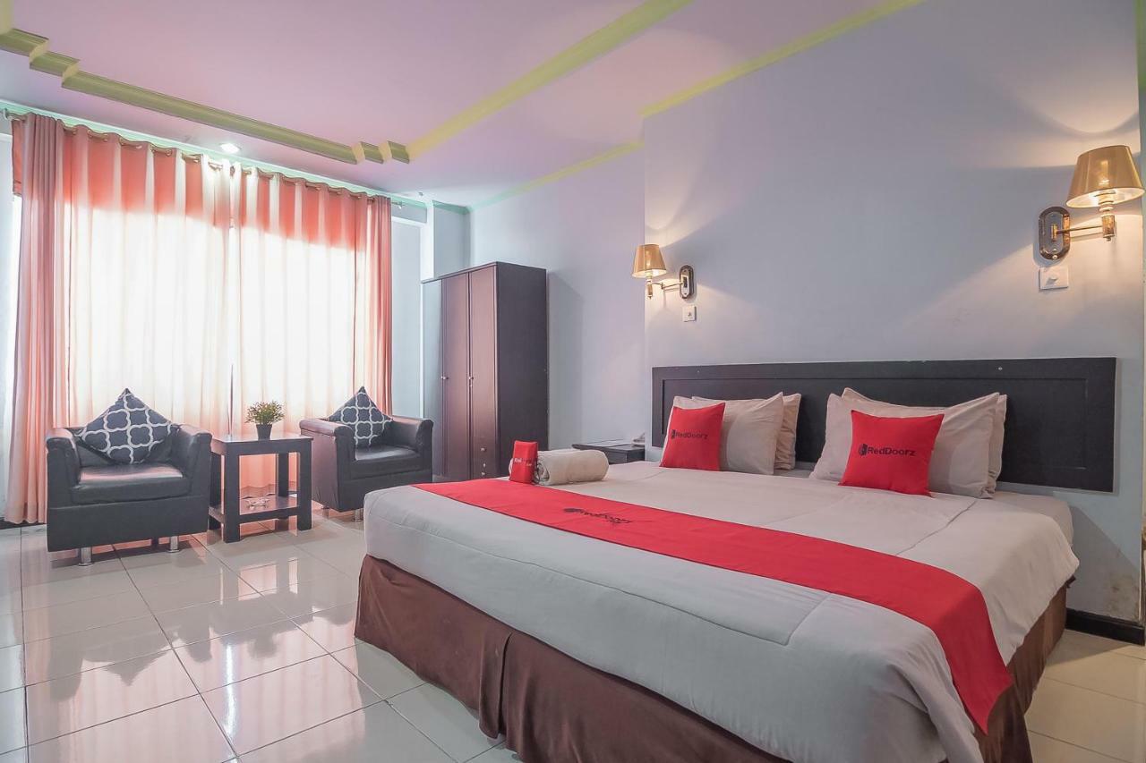 Reddoorz Syariah At Grand Taufiq Tarakan Eksteriør billede