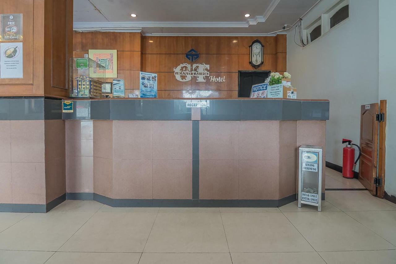 Reddoorz Syariah At Grand Taufiq Tarakan Eksteriør billede